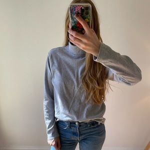 Vintage Y2K Minimalist Turtleneck